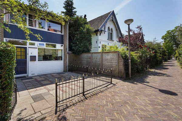 Medium property photo - Laan van Overvest 1C, 2613 DK Delft